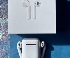 Apple AirPods 2nd generation