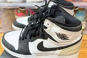 Jordan 1 high OG Bleached Coral