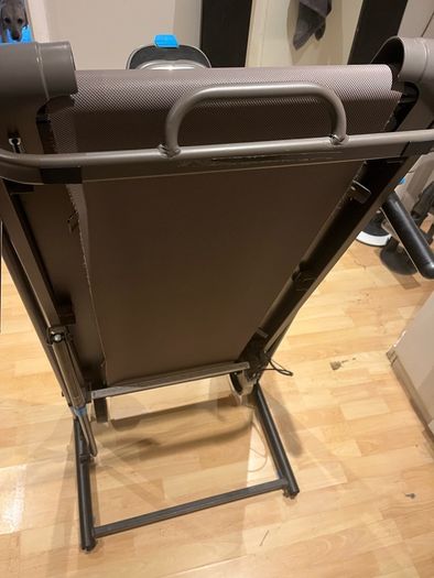 Folding magnetic treadmill