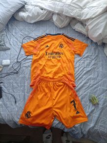 V.Junior suit Original