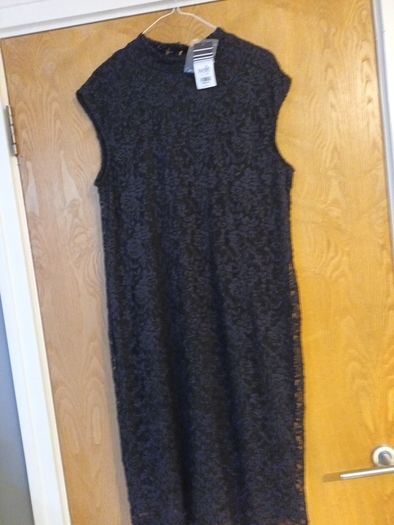 Wallis  Black  Dress.  S.L - 16.    B.N.W.T.