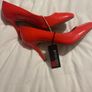 Red/orange shoes Image 7