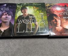 Wonders of the universe book set
