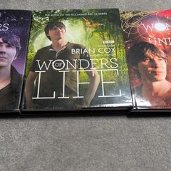 Wonders of the universe book set