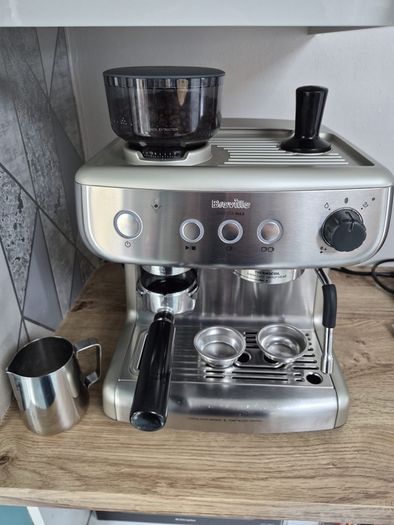 Breville Barista Max espresso machine