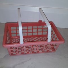 Toy shopping basket