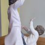 Nao By Lladro - 'Pillow Fight' Handmade Decorative Spanish Porcelain Figurine Image 5