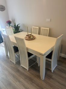 Dining table & chairs