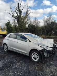 Breaking Hyundai i30 2015 1.6crdi