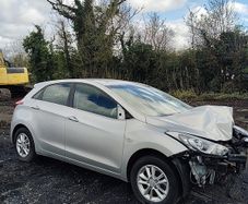 Breaking Hyundai i30 2015 1.6crdi