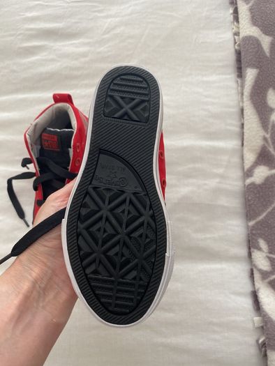 kids runners converse red size 11.5