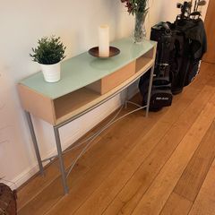 console table