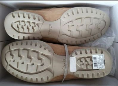 New shoes clarkes in box with tag attached