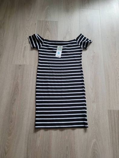 Ladies dress size S