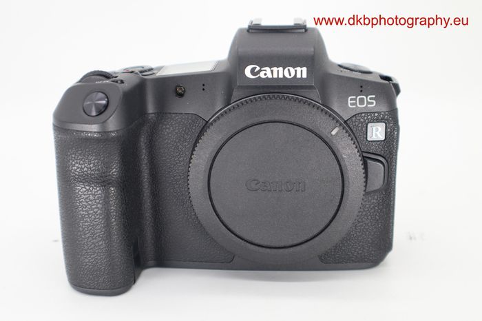 Canon Eos R Mirrorless Camera #0568