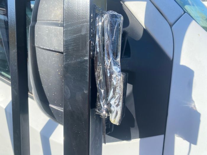 New/unused Gates