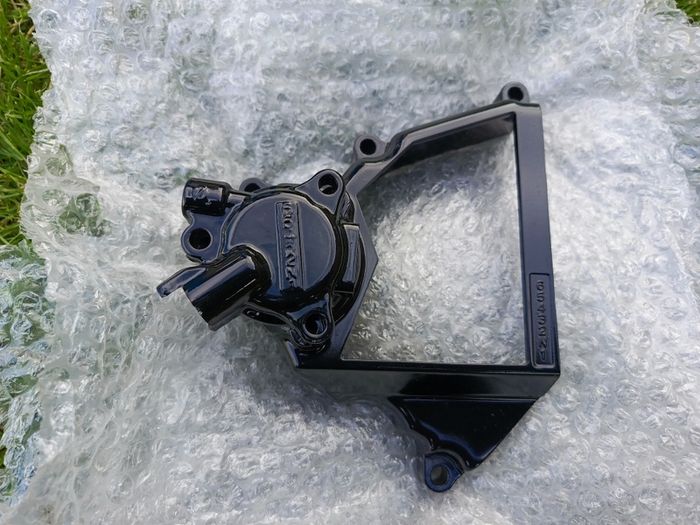Kawasaki sprocket cover