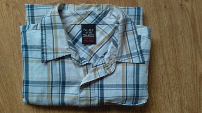 SALE E2   "Next" Shirt. Age 5-6