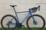 Focus Izalco Max 8.7 Carbon Road Bike