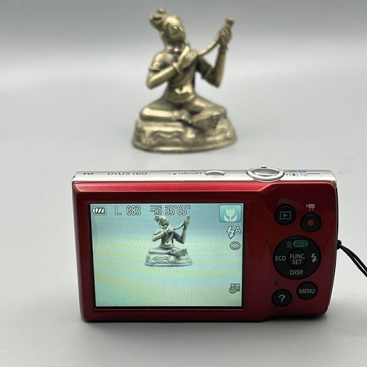 Canon IXUS 160 20MP Digital Camera Red - Full Kit