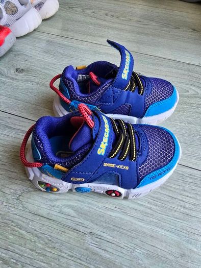 Baby shoes size 21