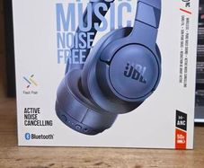 JBL 760 Active noise cancelling