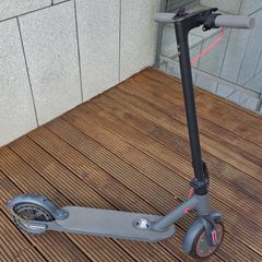 Aovopro Foldable E scooter (for repair/parts)