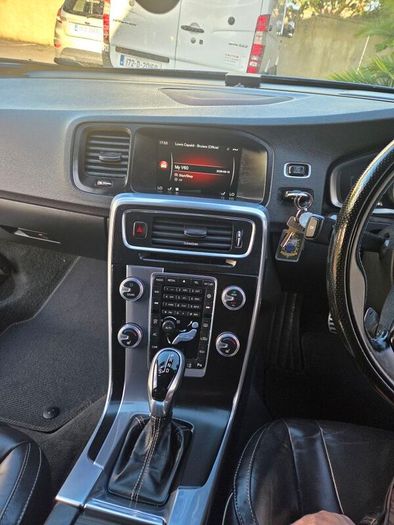 2016 Volvo V60