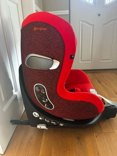 Cybex Sirona I size platinum carseat and isofox