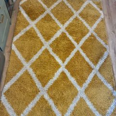Large rug - Ochre