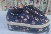 Buffalo London Platform lace up shoes