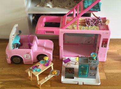 Barbie van