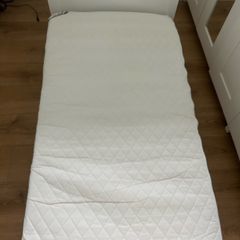 Cot bed and mattress