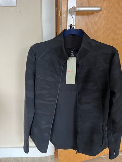 Sweaty Betty light jacket / hoodie. Size M 10-12