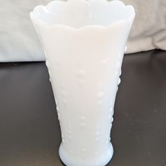 Vintage White Milk Glass Hobnail Vase Scalloped Rim 18cm