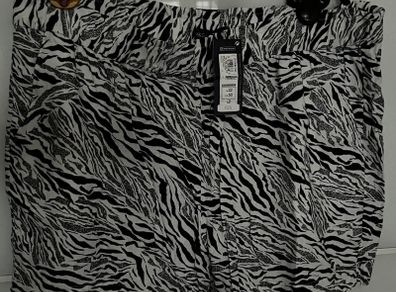M&S Linen Shorts Size 22