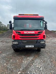 Scania P410 - 8 Wheeler Tipper - Manual- Year 2015