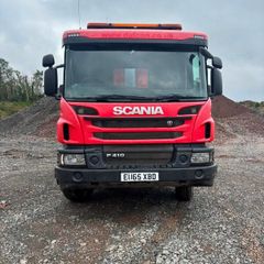 Scania P410 - 8 Wheeler Tipper - Manual- Year 2015