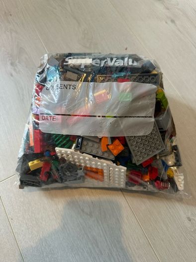 1kg bag of mixed Lego