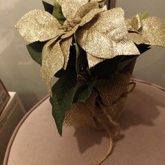 Brand new with tags Gold christmas ponsetta faux plantfrom Carraig Donn