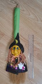 A Halloween Broomstick Decoration - Size in Pictures