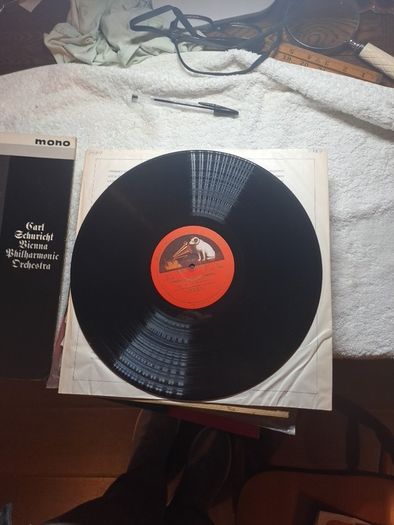 vinyl classical vintage