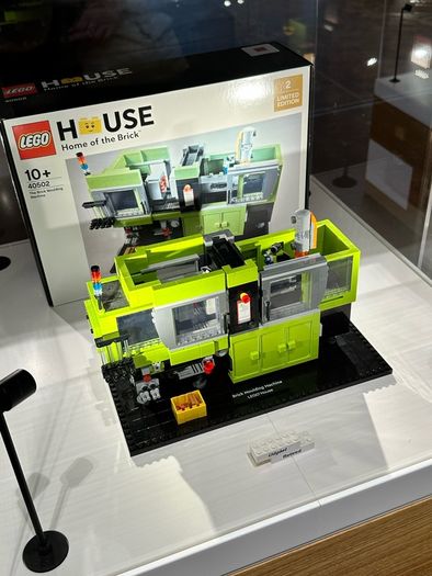 Lego The Brick Moulding Machine 40502