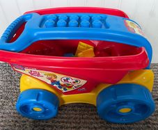 Mega Bloks blocks wagon with 20 building blocks kids toy