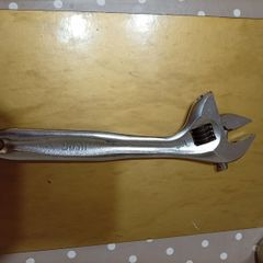 Usag 250mm adjustable wrench