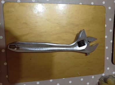 Usag 250mm adjustable wrench