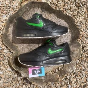 Premium 1 OF 1 Nike Air Max 1