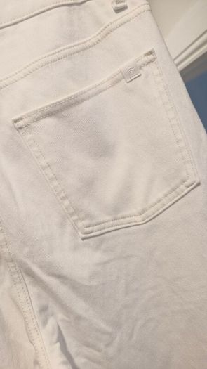Much sought after halara jeans