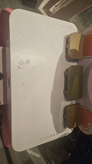 girls dressing table