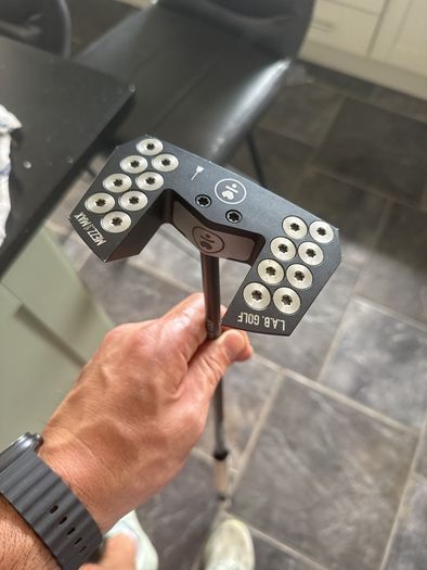 LAB Golf MEZZ.1 MAX 48 Broomstick Putter  ACCRA Shaft